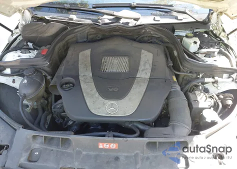 2008 Mercedes-Benz C 300 Luxury/Sport z USA, uszkodzony, nr VIN WDDGF54X48R039110